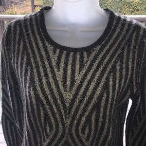 Beautiful Cashmere sweater black and gray size small